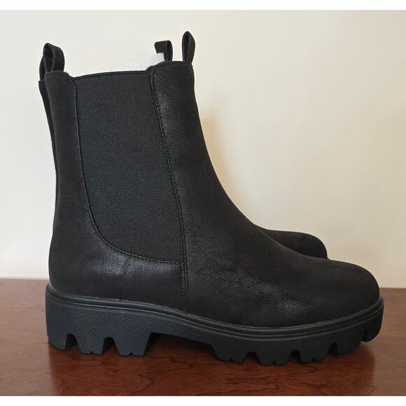 Journee Collection Women's Ivette Pull On Block Heel Booties Black- Size 10 - Picture 3 of 5